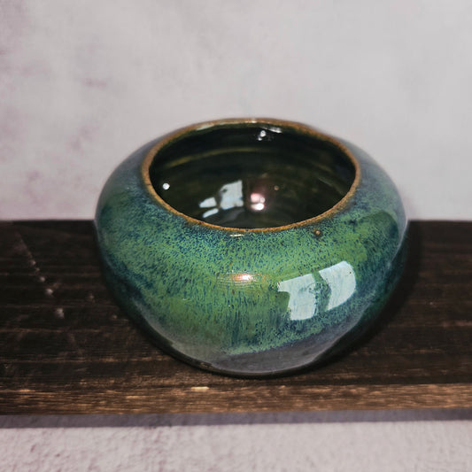 Tea light holder